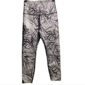 Beyond Yoga Floral Lotus High Rise Reversible Womens Leggings
